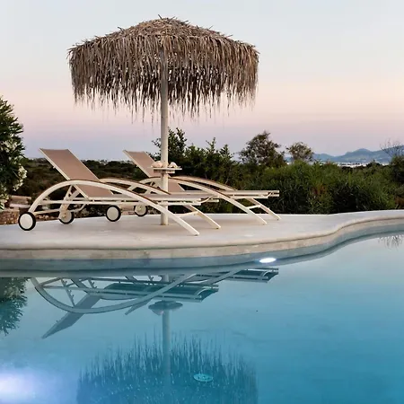 Aegean Seashell With Private Pool Páros
