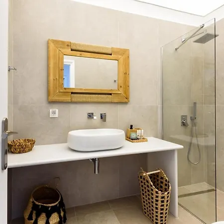 Aegean Seashell With Private Pool *